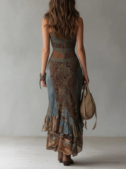 Elena | Vestido largo asimétrico con estampado llamativo y abertura con volantes