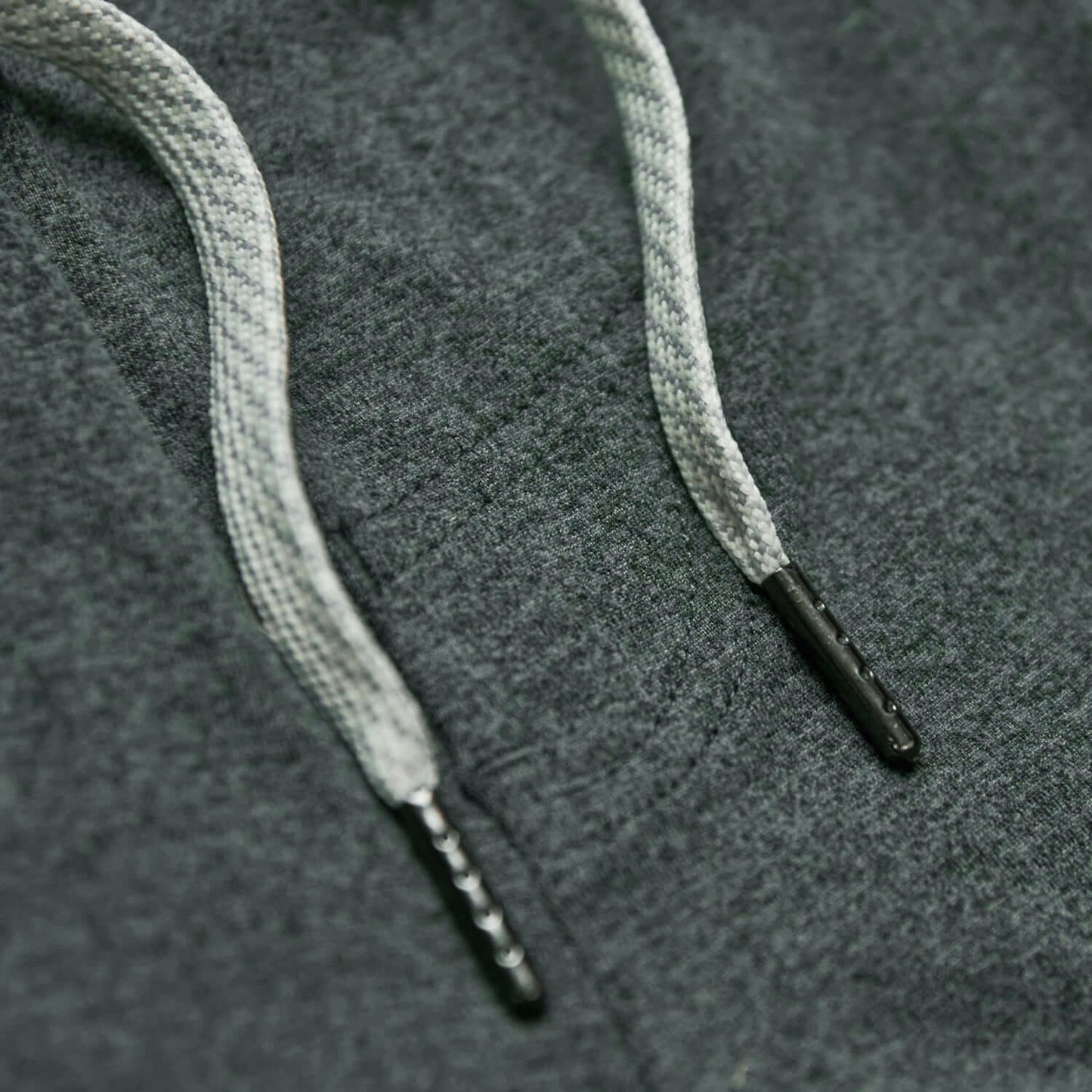 Pantalones cortos deportivos cómodos de color gris carbón jaspeado