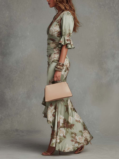 Lucía | Vestido largo elegante de satén verde con escote en V