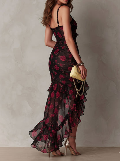 Ana| Vestido corto drapeado con estampado floral en negro y rojo y bajo con volantes