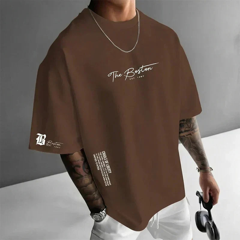 Camiseta Urbana Hombre Oversize – Mezcla de Algodón Premium y Estampado Gráfico